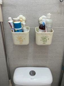 Flower Wall Storage Box with Strong Suction Cup Storage Rack Miscellaneous Sorting Box