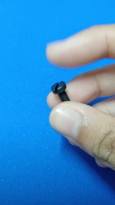 Baut M4*10 Hitam / Baut Angkatan Sepatu Mesin Jahit jarum 1 M.J.M-71506/M4*10