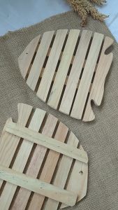 Tatakan MODEL IKAN / Alas Anti Panas Model Ikan Bahan Kayu Pinus