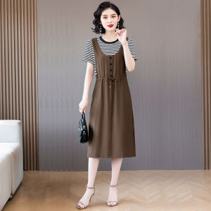 ชุดเดรสคอกลมแบบใหม่ฤดูร้อนชุดคุณแม่ใส่แล้วดูเด็กลงดูผอมดูดีคล้ายใส่สองชิ้นต่อสีกระโปรงยาวปานกลางสไตล์ตะวันตกทรงหลวม