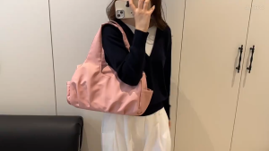 Korean Style Nylon Shoulder Bag Large Capacity Sling Bag Waterproof Tote Bag Handbag For Women