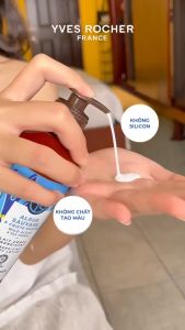 Combo Sữa tắm và Sữa dưỡng thể thiên nhiên Yves Rocher 400mlx390ml (nhiều mùi)