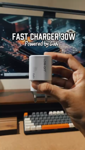 LOG-ON Fast Charger 30W LO-C59 Powered by GaN