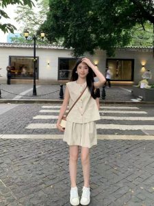 Fashionable Cotton Linen Sleeve-Length Vest Top Set for Women Summer Casual Shorts Two-Piece Set for Small Statures