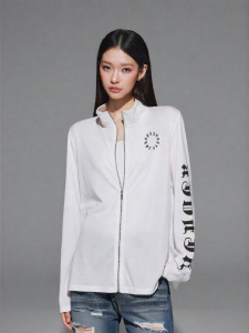 A chock | American Gothic Lettering Stand Collar Long Sleeve UV Protection T-Shirt