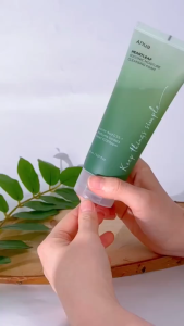 Anua Heartleaf + Succinic Acid Moisture Cleansing Foam 150ml | Gentle Exfoliation Care | Deeply Cleanses Impurities & Dead Skin Cells | Hydrating Formula | For Dry & Dehydrated Sensitive Skin