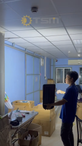 ไฟถนนโซล่าเซลล์ แสงขาว 350W 450W 550W ไฟถนน มีเซนเซอร์ความเคลื่อนไหว ไฟโซล่าเซลล์ รุ่น TSM-L350