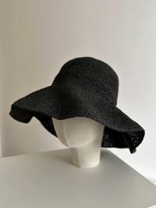 หมวกฟางปีกใหญ่ทอมือบังแดดป้องกันรังสียูวี ทันสมัย ใบหน้า พรางหุ่น ผู้หญิงวินเทจสีน้ําเงินเทา ฤดูร้อน สไตล์ลำลอง