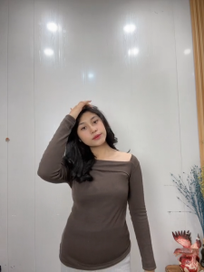 Naratu Y2K Ribknit Lengan Panjang