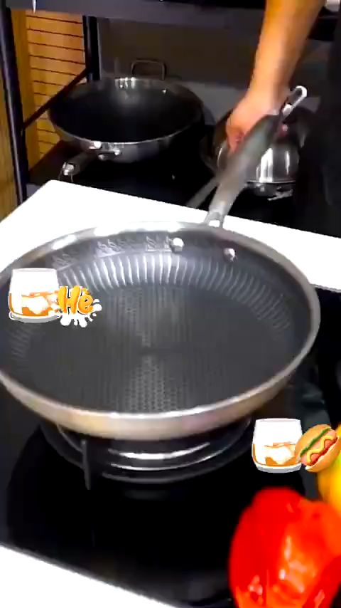 Chảo chống dính 5 lớp inox 304 khắc laser tổ ong 28cm đáy bằng (chuyên rán áp chảo hấp)