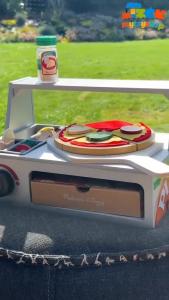 Melissa n Doug Top Base Pizza Counter