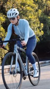 WOSAWE Phụ nữ đi xe đạp quần 6 giờ đi xe với lót Thông khí phản chiếu thể thao xe đạp dài xà cạp