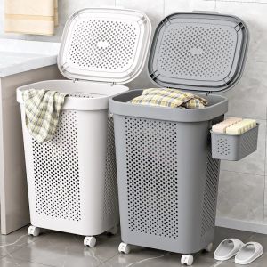 Xianmanning | Covered and Wheeled Large Capacity Laundry Basket