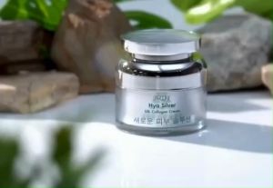 6 กระปุกฺ ครีมโบท็อกซ์เกาหลี หน้าตึง ลดเลือนริ้วรอย ร่องลึก Barcony Hya Silver Silk Collagen