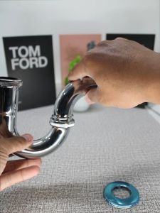 Homeneeds Sifon Leher Angsa Wastafel Ukuran 1/2 Inch JS-84