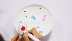 12 Colors Magical Floating Ink Pen with Spoon