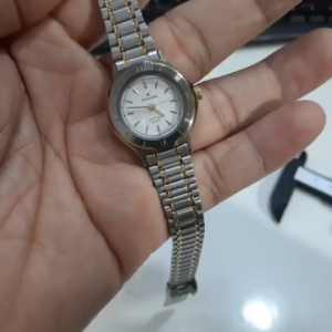 Đồng hồ nữ dây thép Junghans size 25mm Second hand