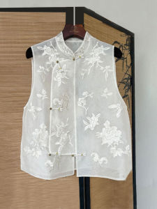 New Chinese Style Silk Shawl Vest 2024 Autumn Winter Heavy Embroidery Lightweight Versatile Womens Jacket Silk 