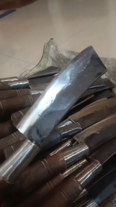 Pisau Cacah Baja Mangan Tajam Anti Karat – Alat Cacah Ketela Daging Serbaguna Ergonomis & Awet