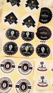 5-8 Buzzgell Stiker Label Kopi Sticker Minuman Coffe Bentuk Bulat Chromo Logo Coffee Shop Uk.Sedang