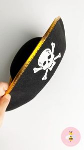 Pinky Bee Topi Halloween Bajak Laut 66220501