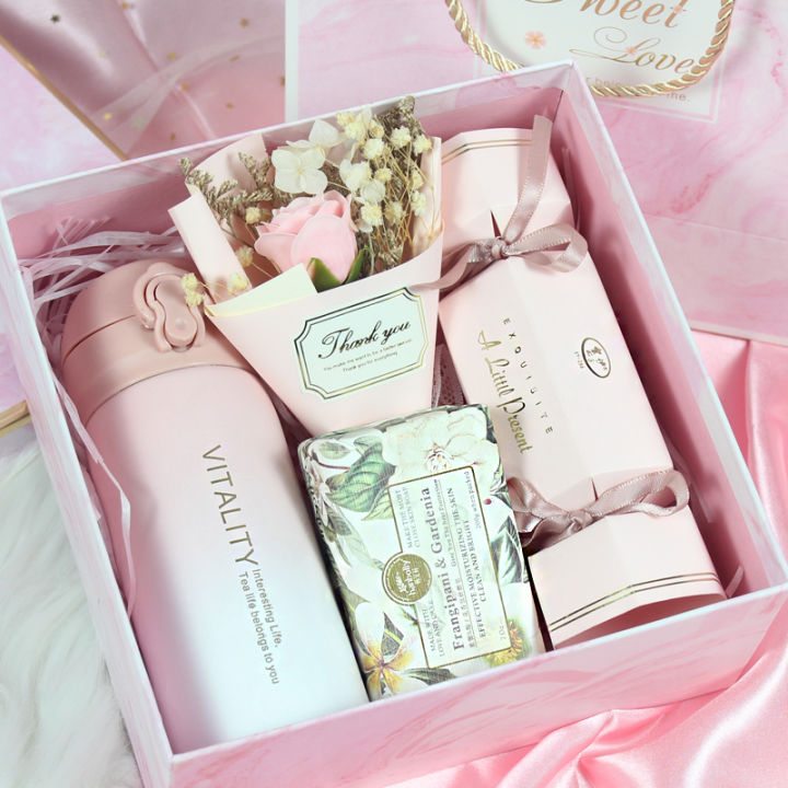 The 42 Best Maid of Honor Gifts to Say Thank You in 2024