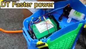 COD แบตเตอรี่ลิเธียม แบตเตอรี่เครื่องพ่นสารเคมี แบตเตอรี่ 12V20AH 8AH แบตเตอรี่ น้ำหนักเบา ใช้งานได้หลากหลาย เครื่องมือเกษตร เครื่องพ่นยา แบตเตอรี่ความจุขนาดใหญ่ แบตเตอรี่