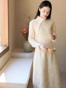 High-End Thickened Winter Fur Dress Chinese Style Retro Qipao Womens Fashionable Daily Wear Low Slit Long Sleeve Gown