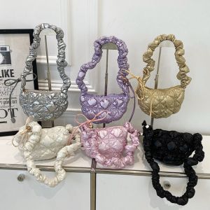 ZOOGGJZ ผู้หญิงผู้หญิงผู้หญิง ลำลองแบบสบายๆ อเนกประสงค์และน้ำหนักเบา กระเป๋าโท้ท กระเป๋าแบบสะพายไหล่ ซองเมฆพับ กระเป๋าถือแบบถือ