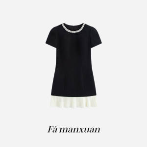 FAMANXUAN | Đầm Xếp Ly Elegante Acetate Xanh Biển Thêu Hạt Đính Đá