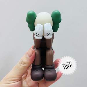 Mô hình nhân vật Kaws phim hoạt hình hề Kaws dễ thương bền màu trang trí decor nhà cửa bàn làm việc học tập tiểu cảnh