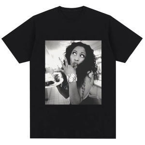 Sanrio | Rapper Nicki Minaj Print Vintage T-Shirt Men Women Hip Hop Fashion Casual T Shirts Loose Summer Cotton Casual Tees Streetwear