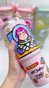 แก้วน้ำเก็บเย็น 304 สเเตนเลส 900ml ชุดหลอดสแตนเลส ลายการ์ตูน ส่งจากไทย