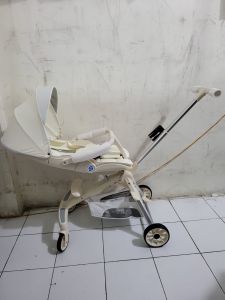Magic Stroller Bayi Swire 989 Rebahan