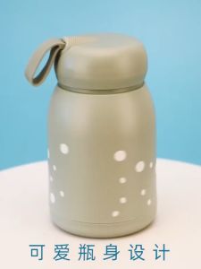 Botol Kaca Lucu Karakter Kelinci Animal 360Mili Tutup Boneka +Tali Pendek