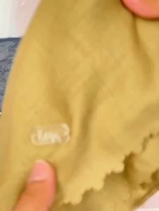 Koyu Hijab Segiempat Potton Cendana: Desain Elegan & Berkualitas Tinggi