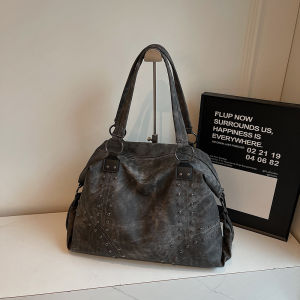 Autumn/Winter Retro Commuter Single Shoulder Bag for Women 2025 New Rivet Tote Bag Large Capacity Travel Handbag