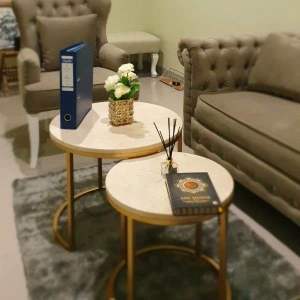 Set meja tamu marmer minimalis 2 in 1 kekinian material kaki besi gold kombinasi batu marmer asli meja marmer untuk ruang tamu kursi sofa ruang tamu minimalis sofa informa sofa ruang keluarga sofa bed sofa L kursi ruang tamu kursi ukir