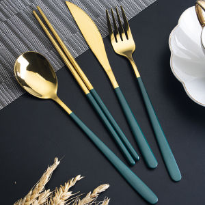 Portable Korean Style Stainless Steel Cutlery Set Student Storage Box Spoon Chopsticks Steak Knife Fork Three Piece Set