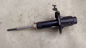 0K08034720 SHOCK ABSORBER FRONT LEFT 2000 for KIA SPORTAGE [MOBIS ORIGINAL] Part #0K080-34-720