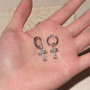 Trendy Cross Zircon Mens Earrings Minimalist Style Luxury Sensation Ear Jewelry Hip Hop Influencer Ear Rings for Women
