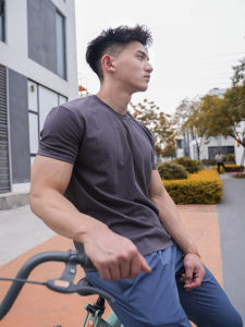 Sporty Casual Mens T-Shirt Short Sleeve round Neck Running Breathable Polyester Cotton Blend Moisture Wicking Outdoor Training