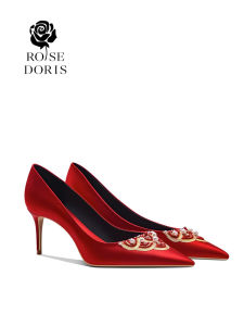 รองเท้าแต่งงานสีแดง ทรงหัวแหลม ระบายอากาศได้ดี ดีไซน์พิเศษ ปักลายดอกไม้ หัวเข็มขัดสีทอง หัวเข็มขัดโลหะ รองเท้าแต่งงานสำหรับผู้หญิง RoseDoris