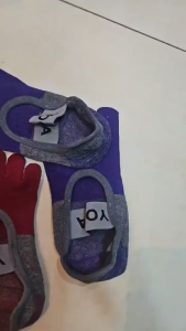 RakanKu MALAYSIA 1Pair Anti-Skid Silicone Base Five Finger Toe Socks Pilate Socks Zumba Exercise Yoga Socks Stokin Yoga 防滑袜