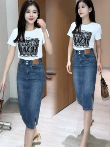 Fashionable High Waist Denim Skirt Set Womens Summer New Style Slimming Trendy T-Shirt Half Body Skirt Two Piece Set