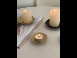 2Pcs 6.8/11cm Iron Pillar Candle Plate Decorative Candle Stand Iron Plate Candle Holder