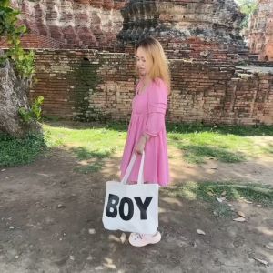 Wen.T.Studio 🌸 คุณสมบัติของสินค้าที่พร้อมส่ง🌸 กระเป๋าผ้า กระเป๋าถือ สพายบ่า ใส่บัตร ของใช้อื่นๆ กระเป๋าเกาหลีแฟชั่น สวยๆงานจริง ผ้าหนา