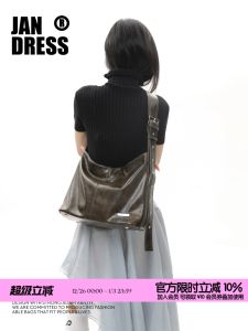 กระเป๋าสะพายข้างทรงสี่เหลี่ยมจัตุรัสแบบหนัง PU ความจุขนาดกลาง กระเป๋าสะพายข้างแบบหนัง PU กระเป๋าสะพายข้างแบบสะพายข้าง