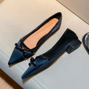 Elegant Pointed Toe Knot Flat Heels Womens 2025 New Soft Leather Versatile Comfortable Commuting Thick Heel Single Shoes