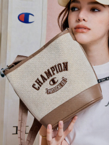 Champion | Túi Đeo Chéo Vai Hình Thùng Dành Cho Nghỉ Ngơi